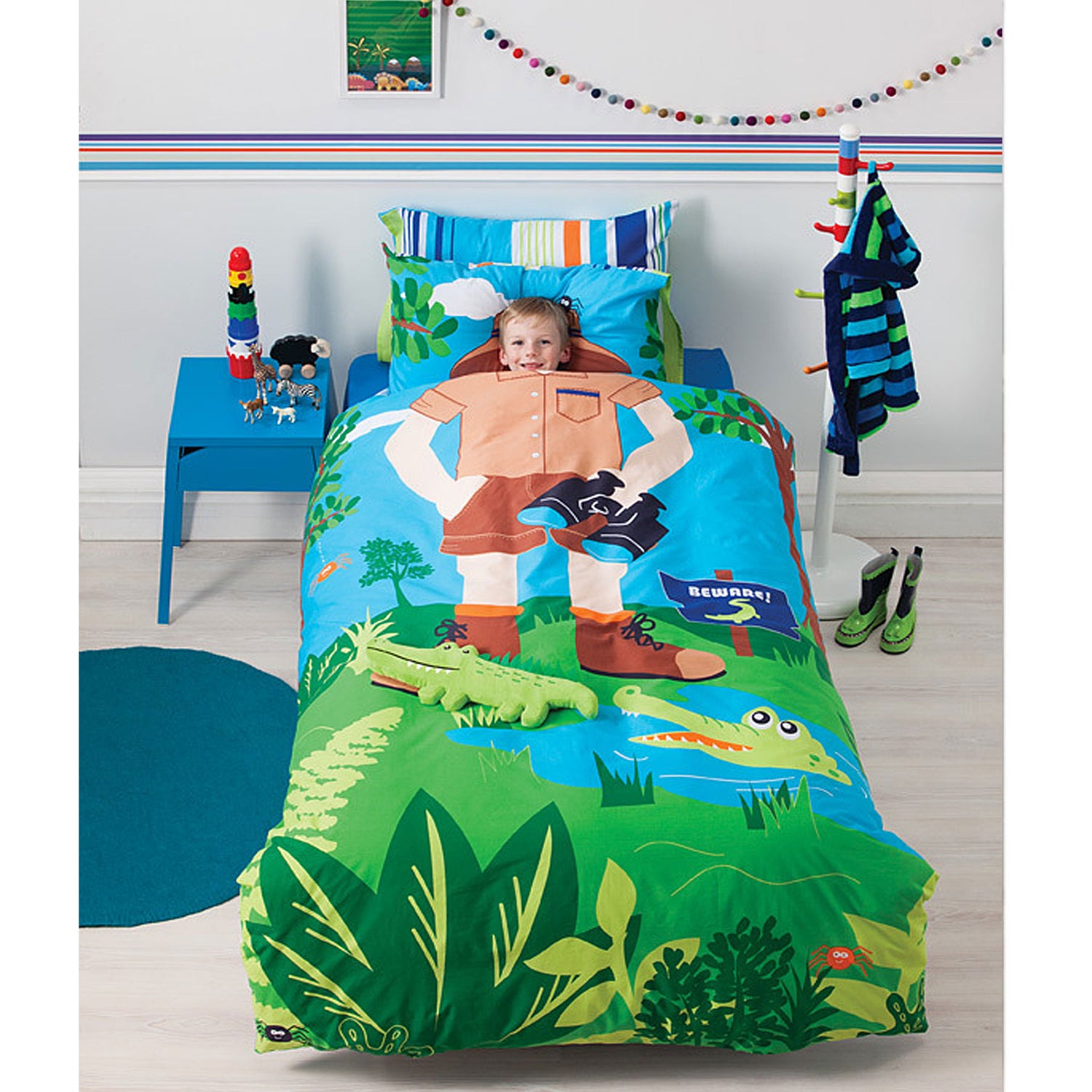 Reversible Croc Hunter Quilt Cover Set Single